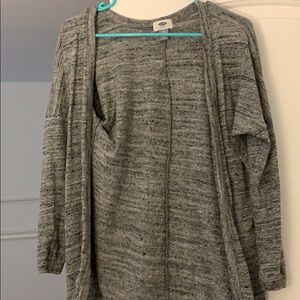 Old navy m sweater never worn